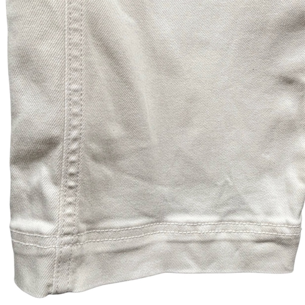 Banana Republic Straight Fit White
Trouser style Jeans Size 4 Minimalist - Picture 5 of 15